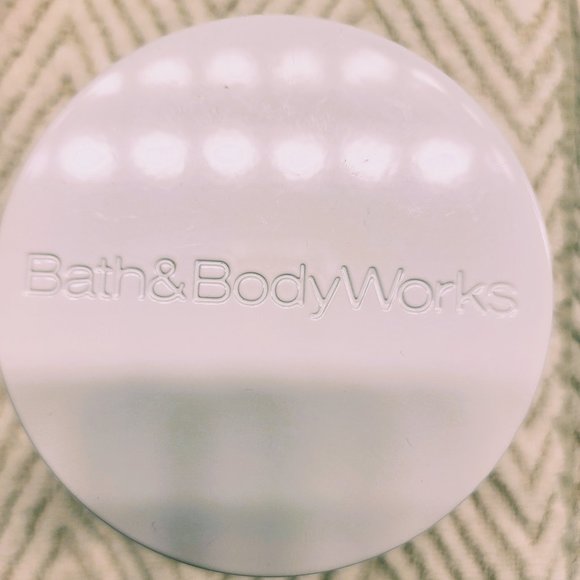 BATH & BODY WORKS ROSE WATER & IVY + VANILLA BEAN 3-WICK CANDLE 14.5 oz NEW RARE - Picture 5 of 5